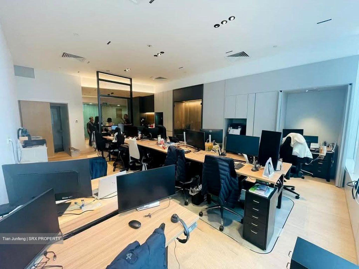 The Central (D1), Office #626369031